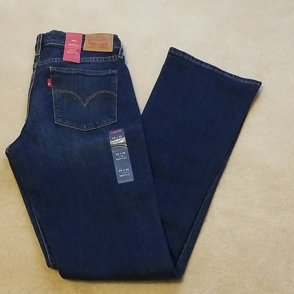 Levi's Bootcut Jean